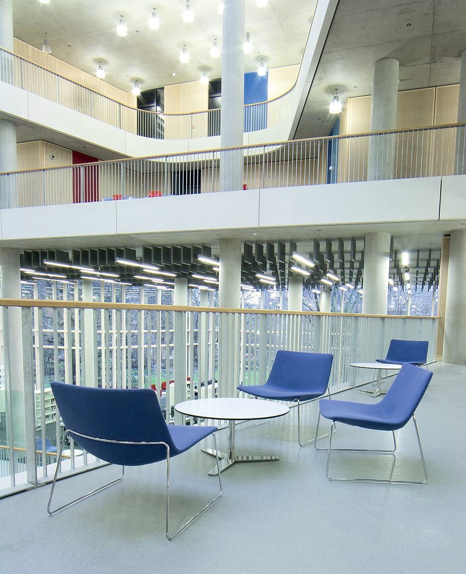 华体会体育官方在线官网 - 坐具|休闲椅|办公家具|华体会体育官方在线官网家具|Catifa 60 休闲椅